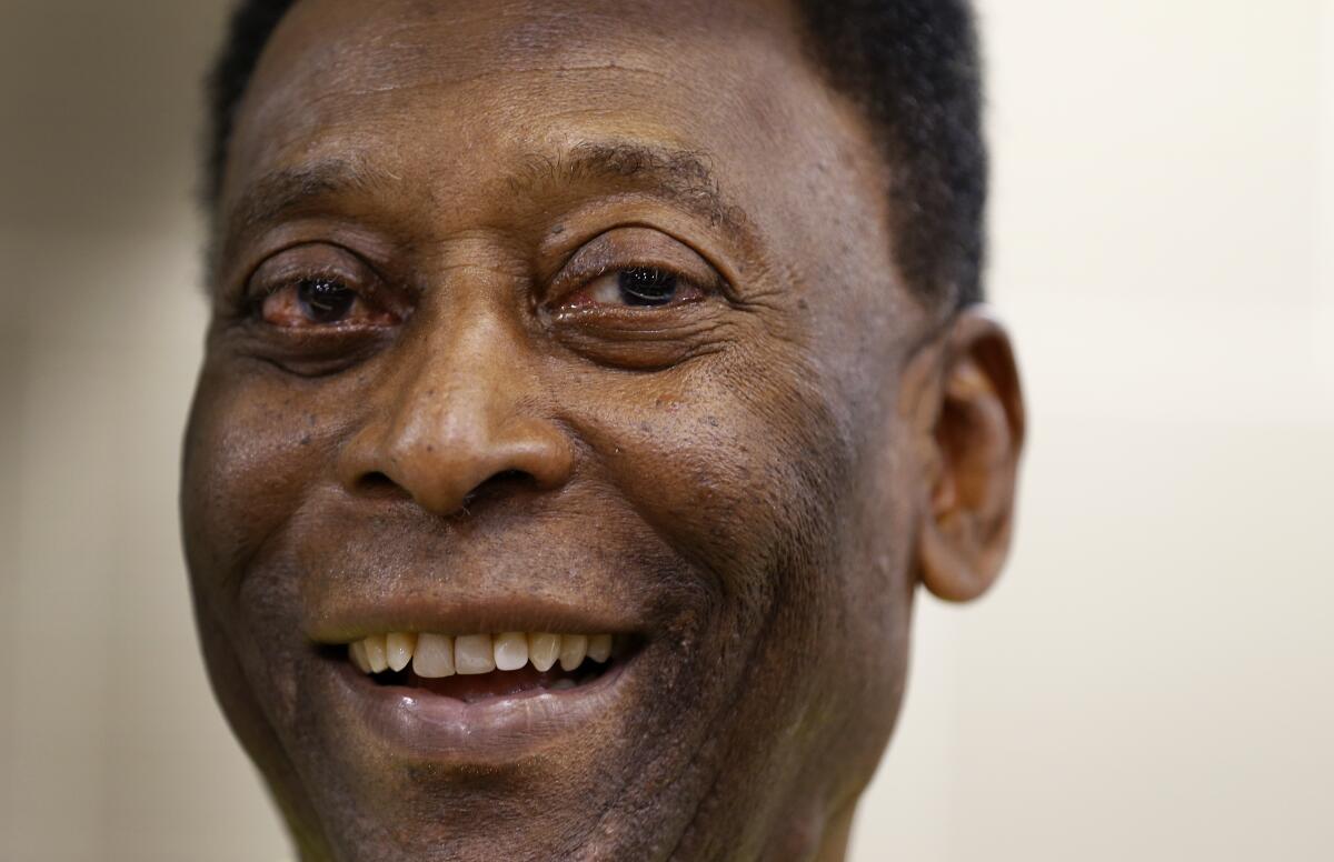 images of pele 0037