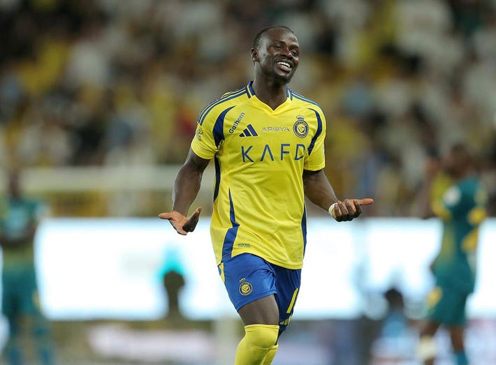 images of soccer players 0075