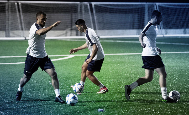 images of soccer players 0084