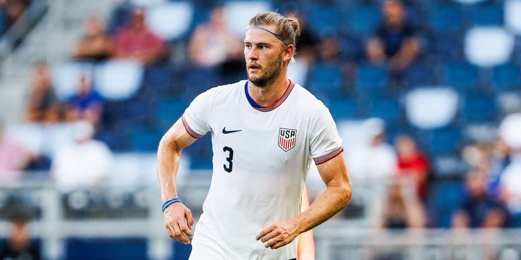 images of soccer players 0099