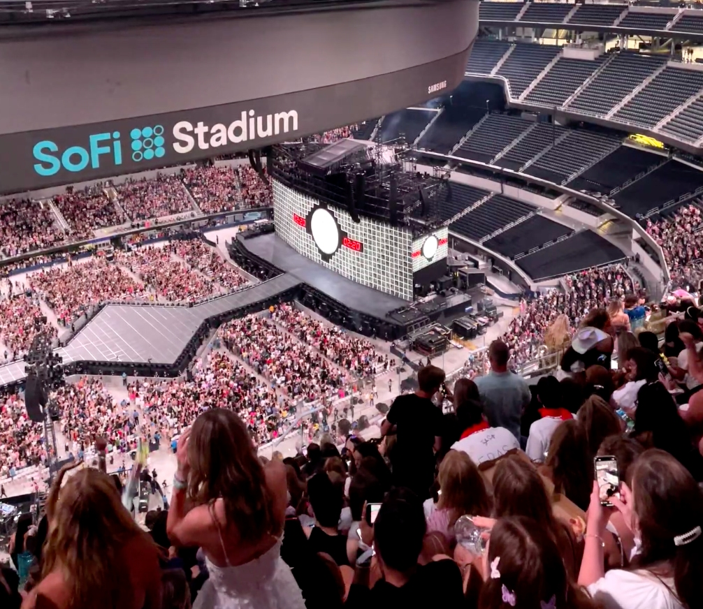 inglewood california taylor swift 0010