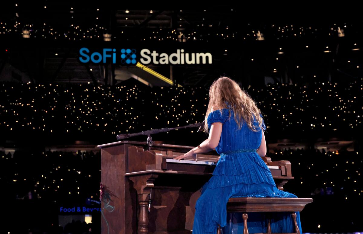 inglewood california taylor swift 0038