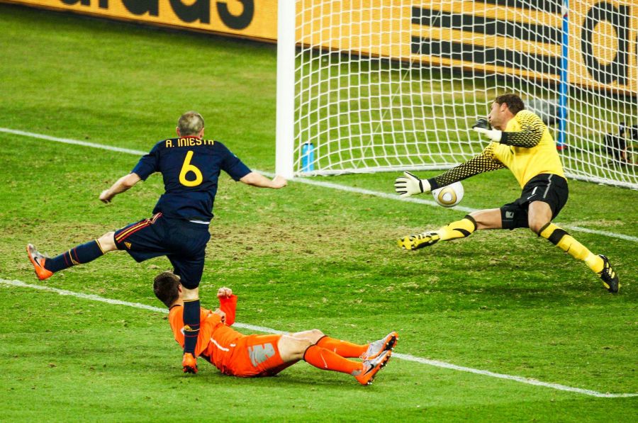iniesta 2010 world cup 0034