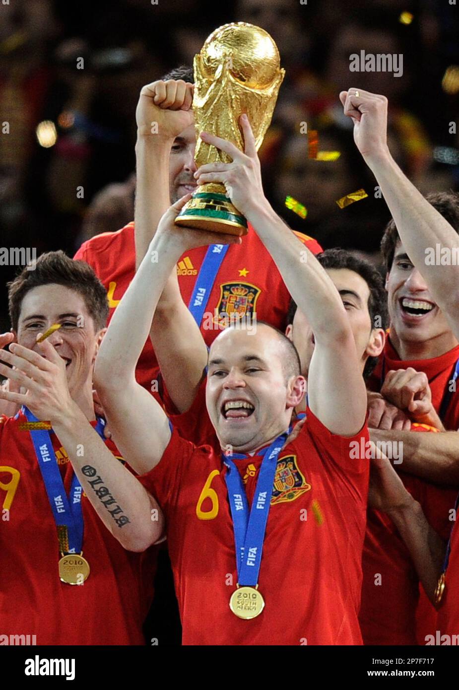 iniesta 2010 world cup 0041
