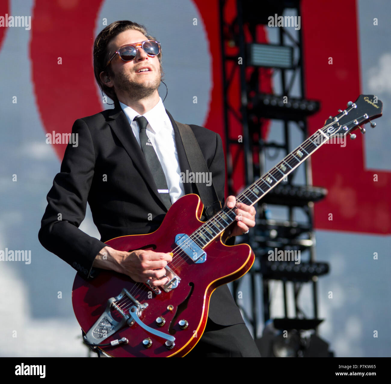 Interpol guitarist influences.