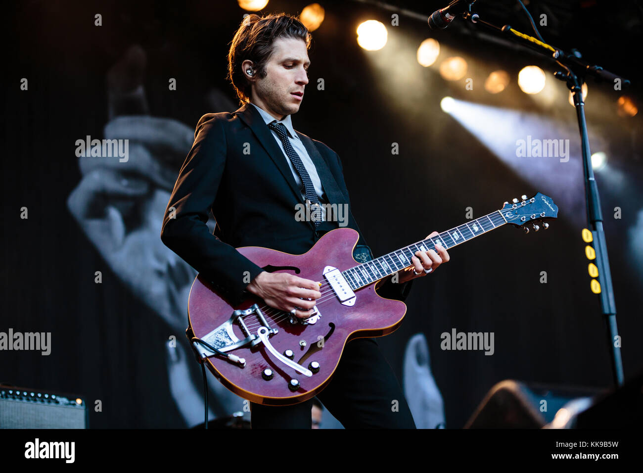 interpol guitarist 0043