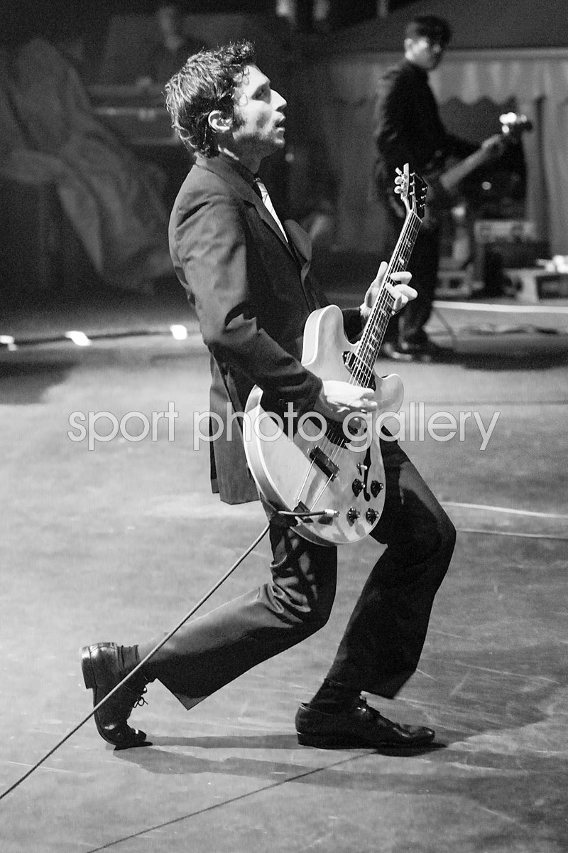 interpol guitarist 0045