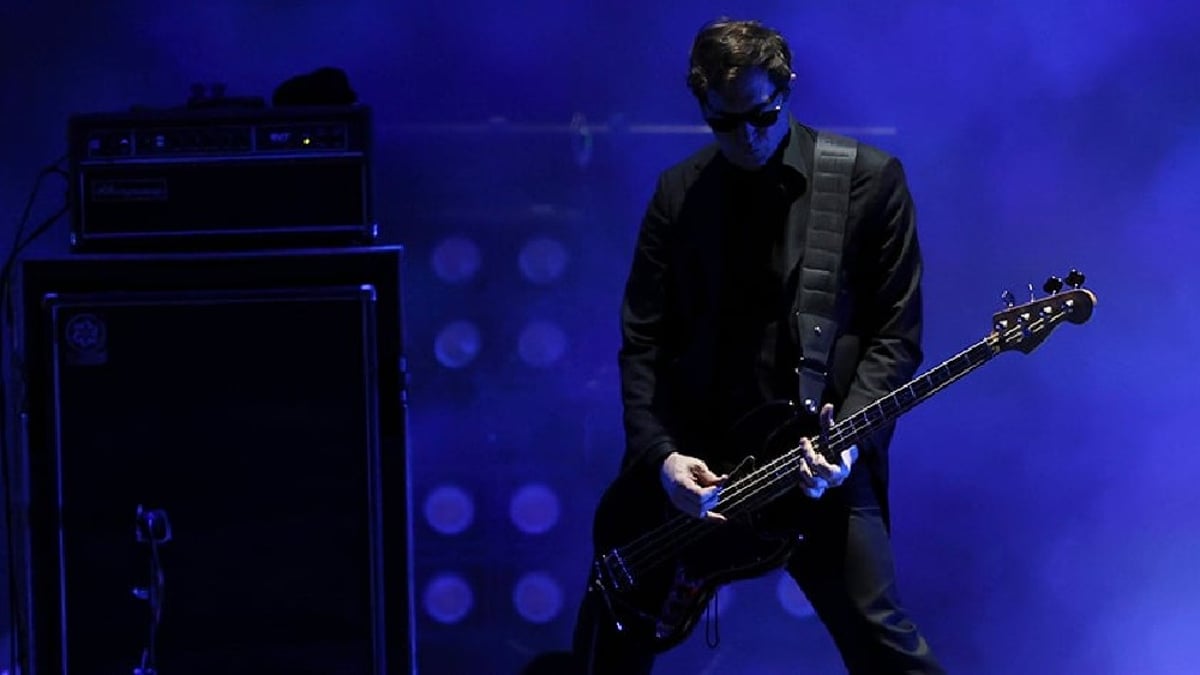 interpol guitarist 0048