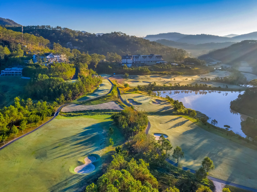 is golf year round 0040