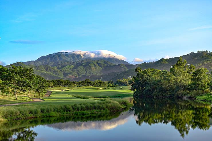 is golf year round 0045