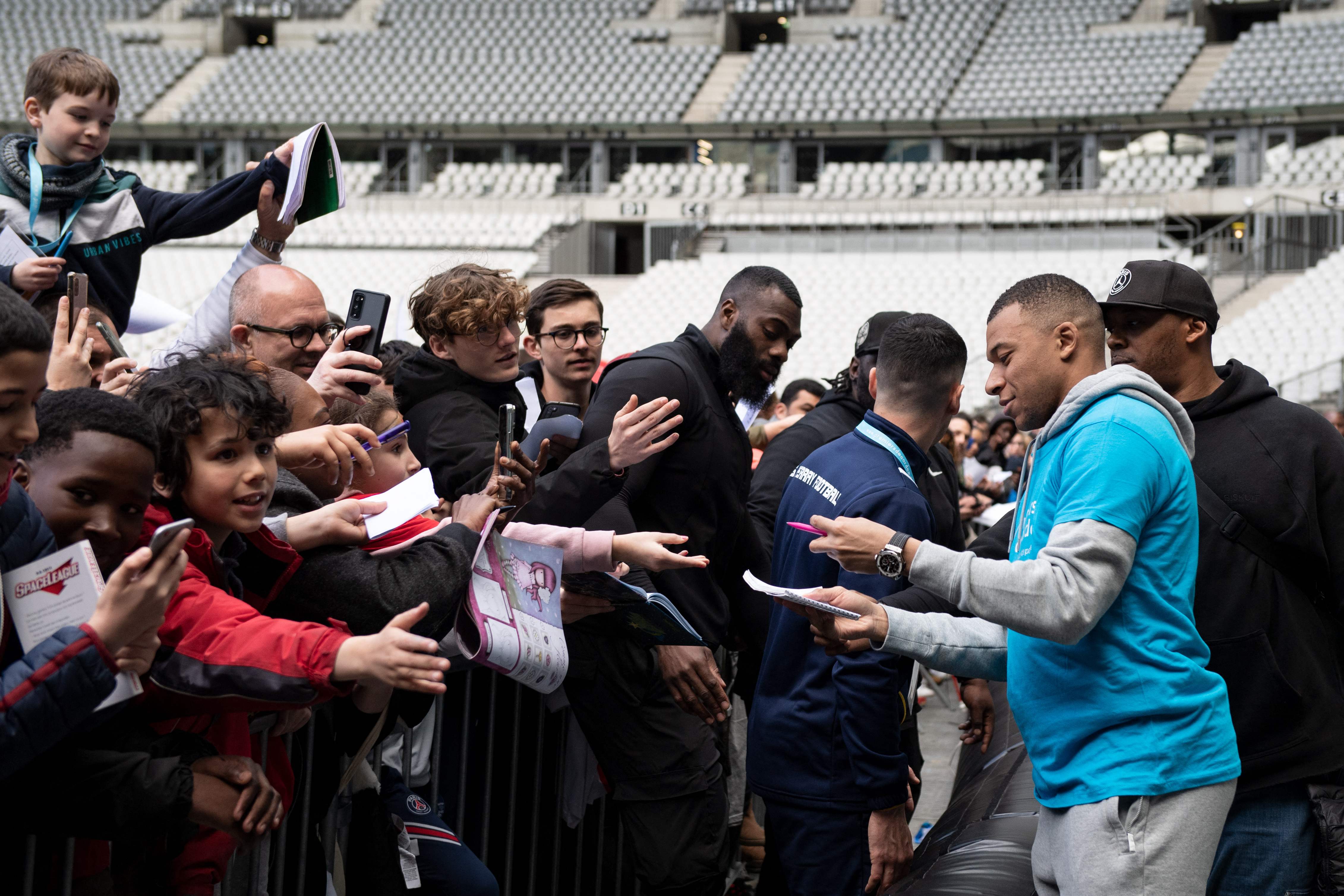 is mbappe mixed 0020