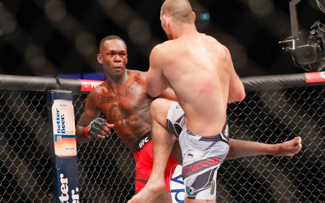 israel adesanya pictures 0019