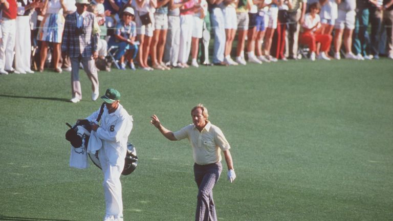 Jack Nicklaus caddies 0047
