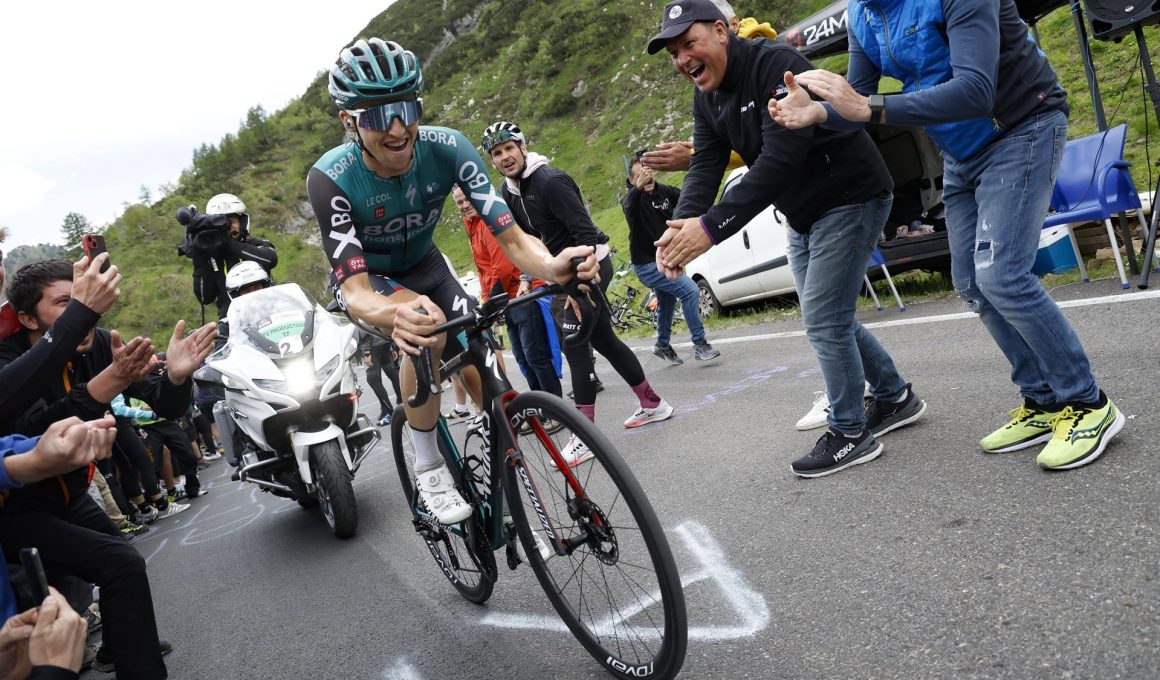 jai hindley giro 2023 0031