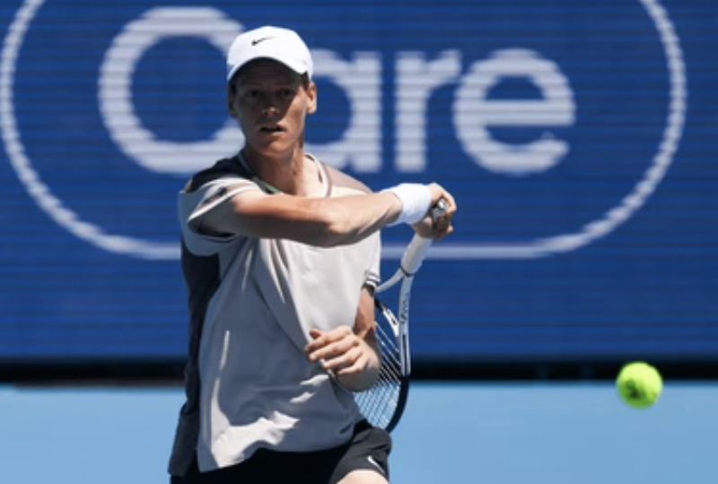 jannik sinner forehand 0028