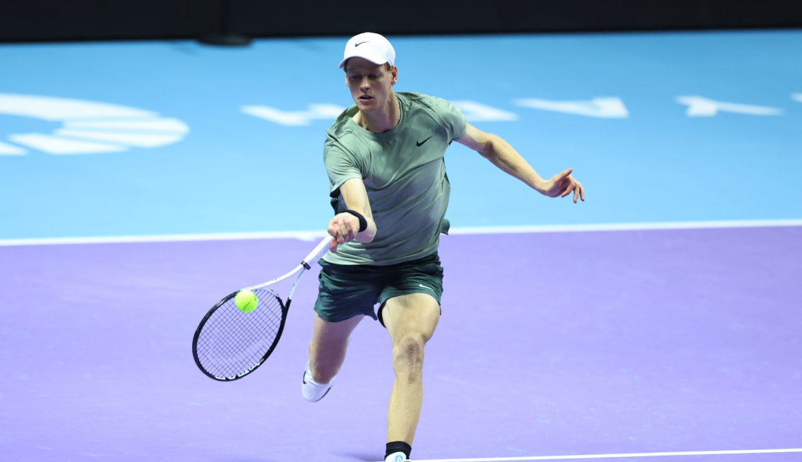 jannik sinner forehand 0042