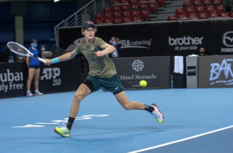 jannik sinner forehand 0043