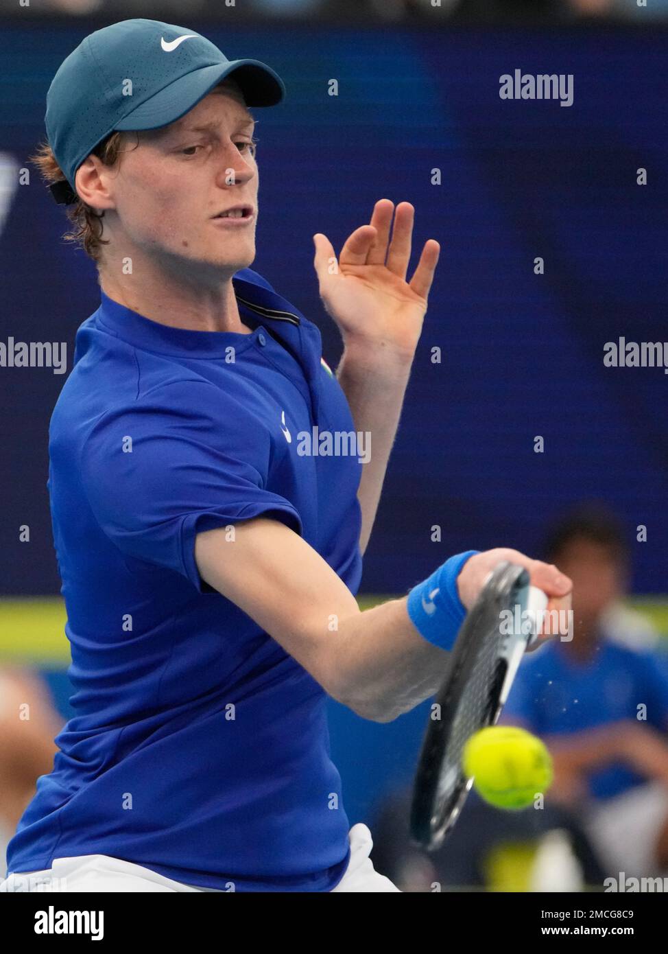 jannik sinner forehand 0045