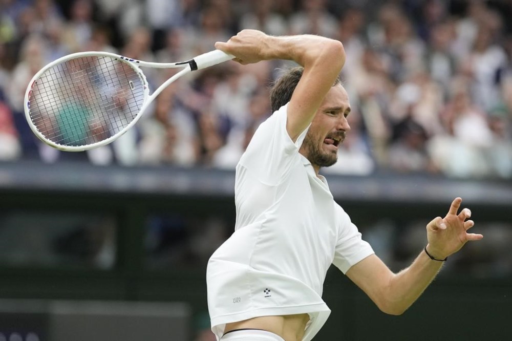 jannik sinner forehand 0046