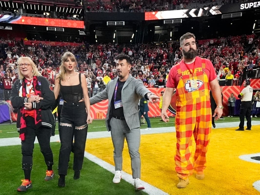 jason kelce super bowl champion 0019