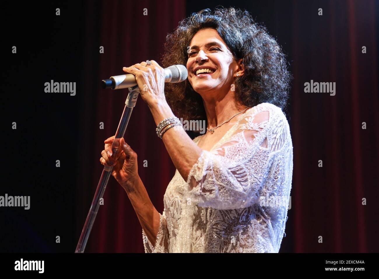 jazz singer simone 0023