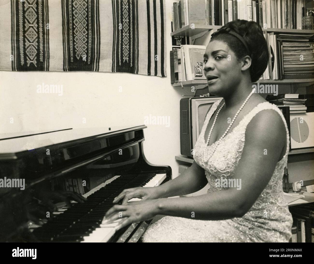 jazz singer simone 0042
