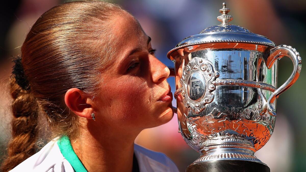 barbora krejcikova vs jelena ostapenko 0016