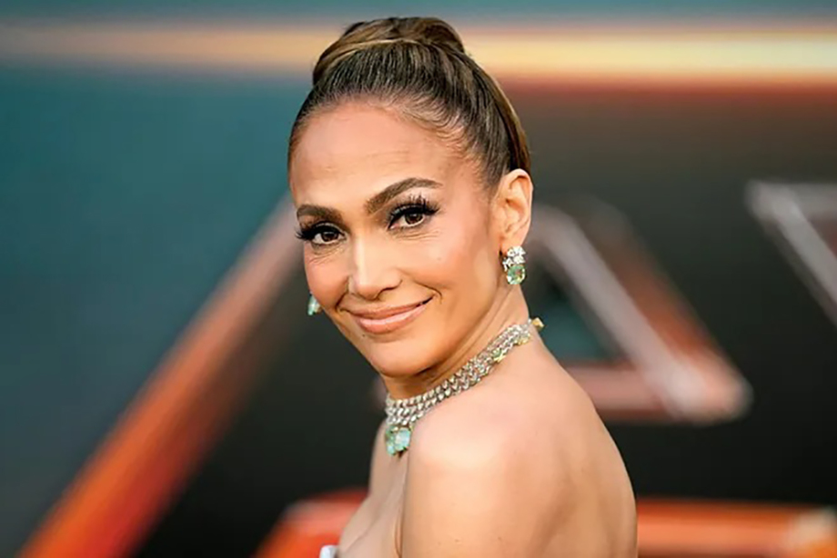jennifer lopez portrait 0037