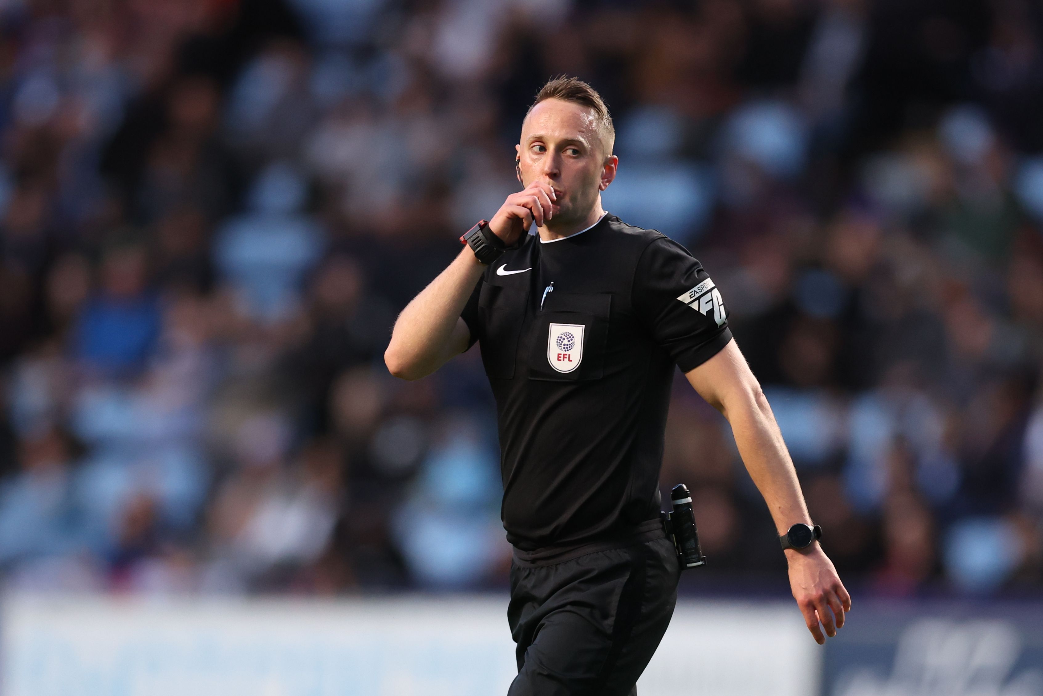 joe cooper referee 0011