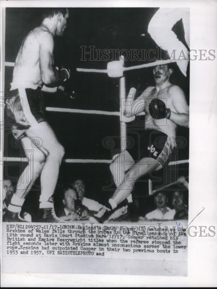 joe cooper referee 0043