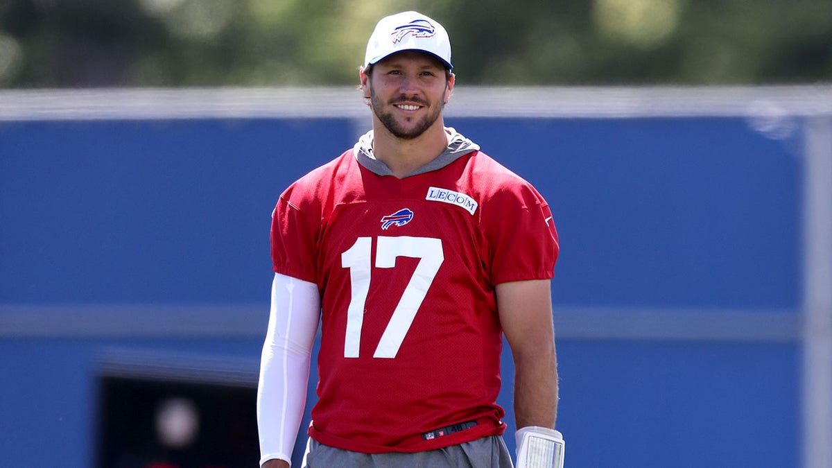 josh allen image 0049