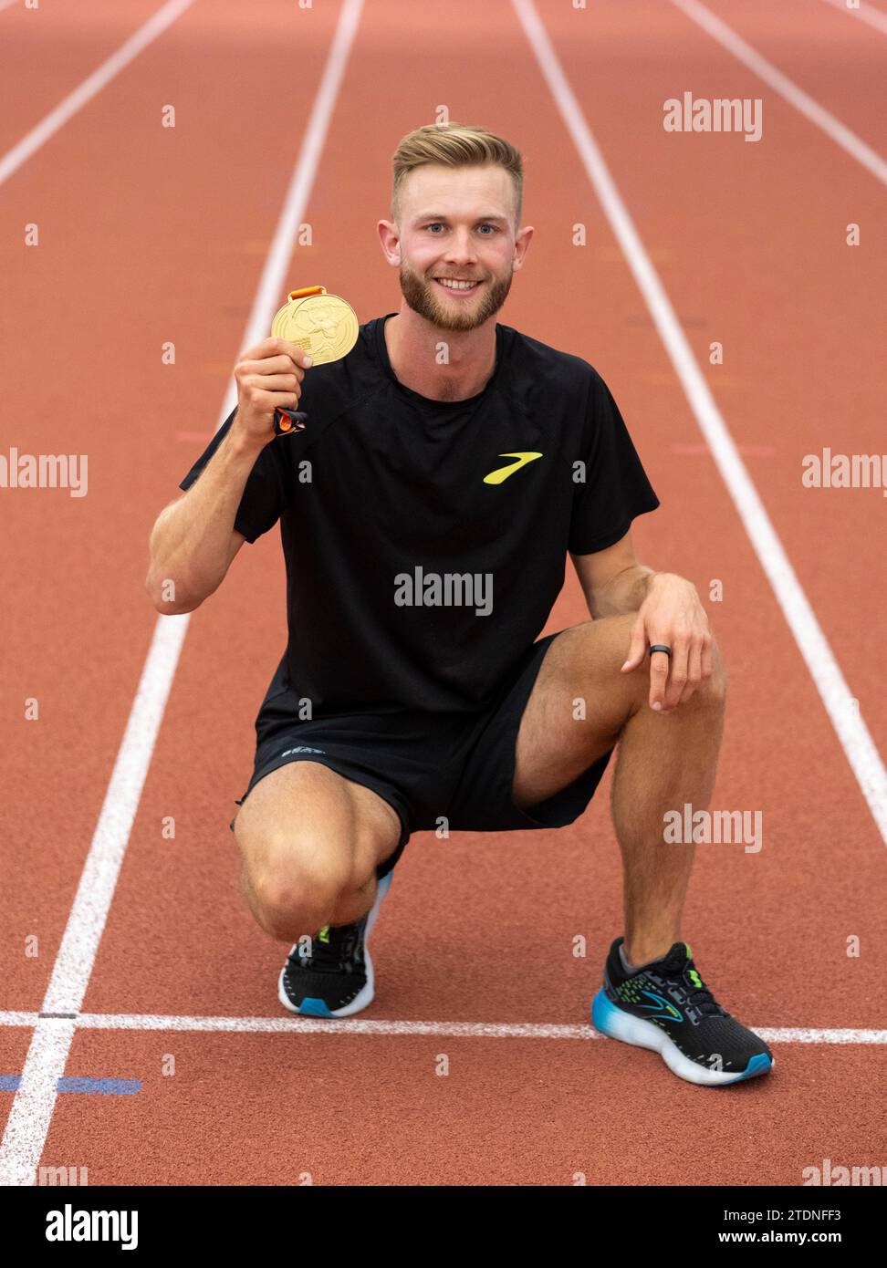 josh kerr world athletics 0030