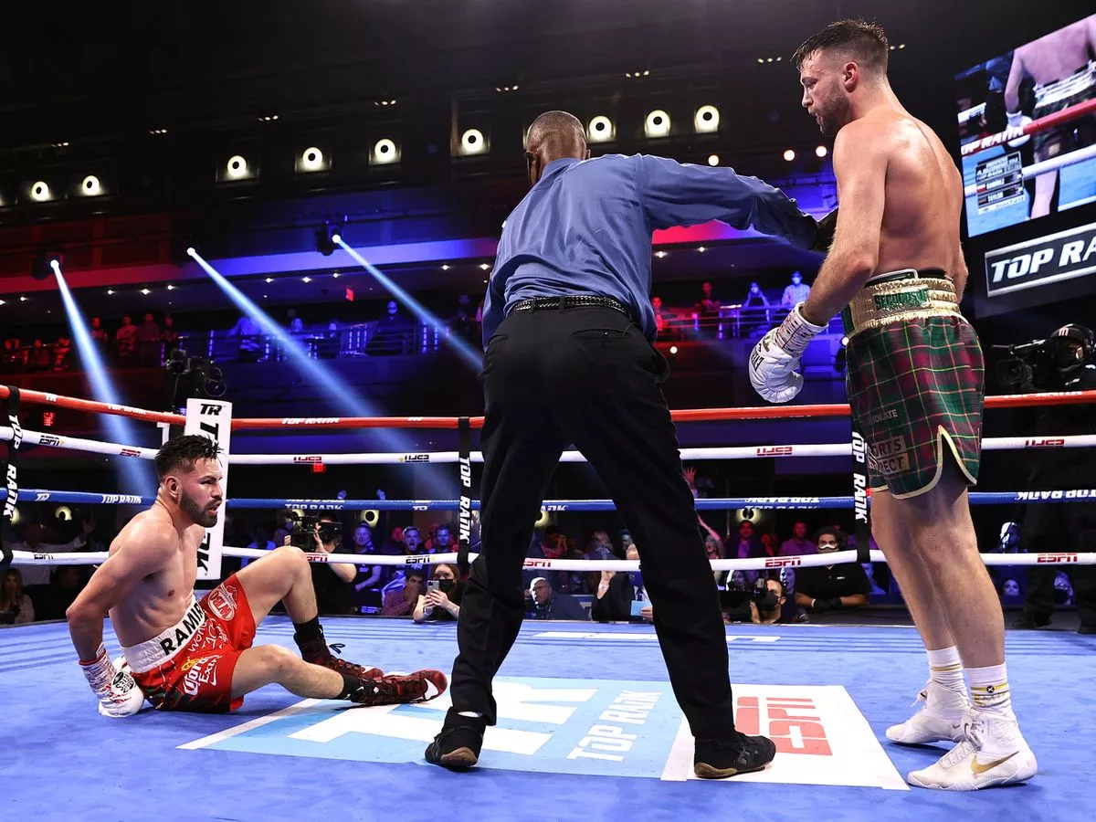 josh taylor vs jose ramirez 0021