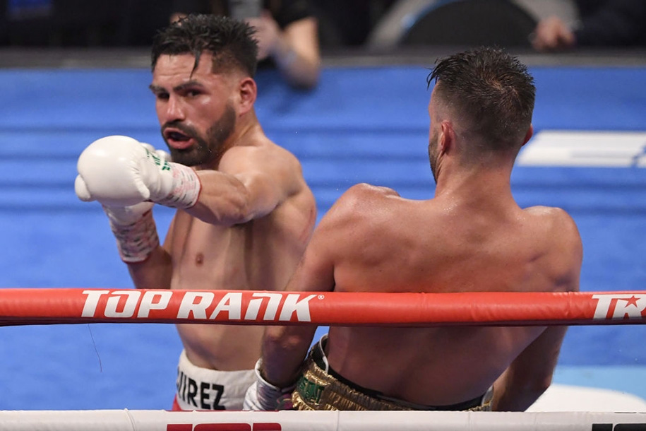 josh taylor vs jose ramirez 0036