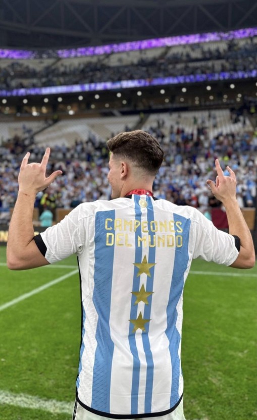 julian alvarez messi 0010
