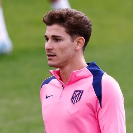 julian alvarez messi 0056