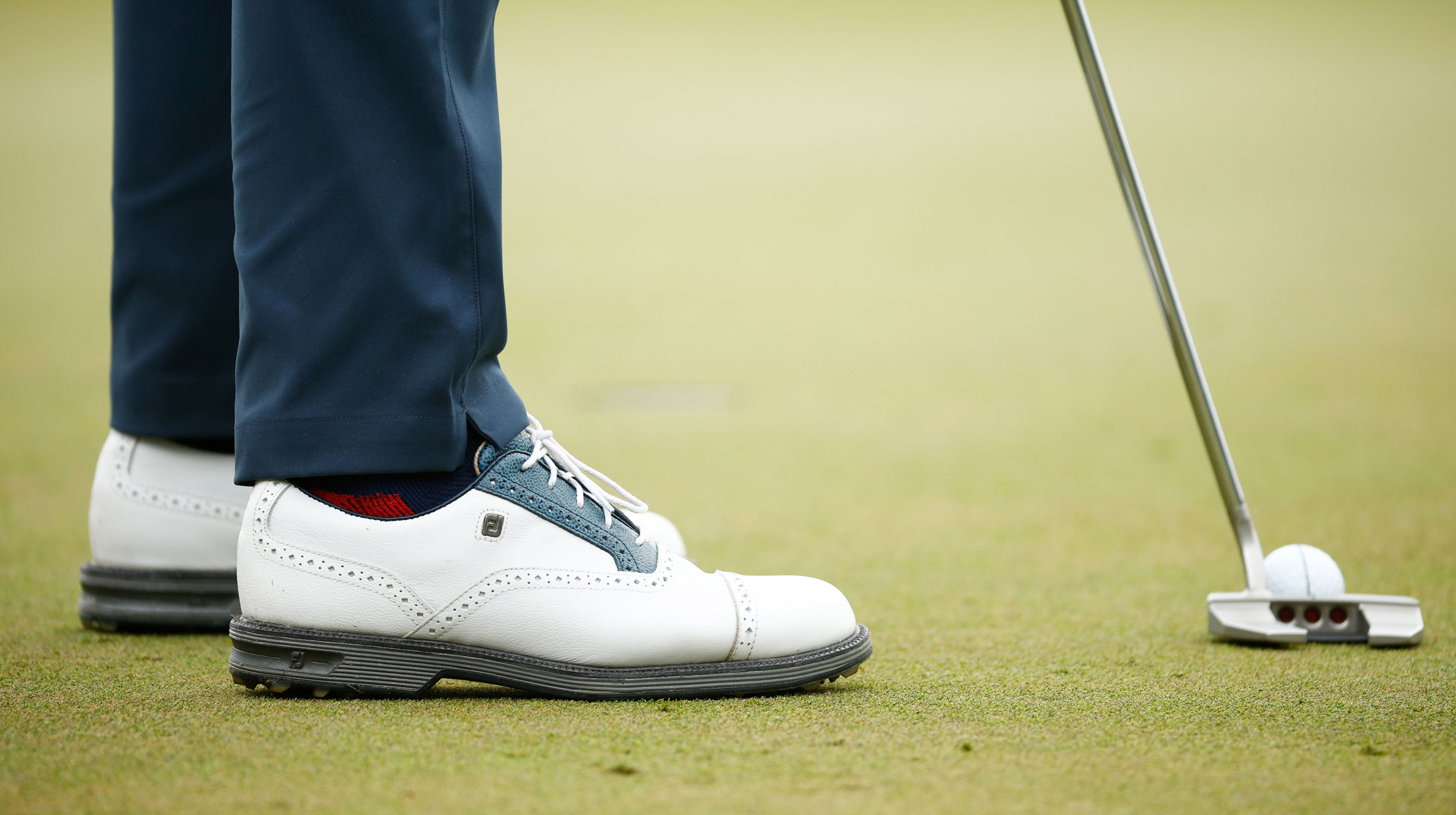Justin Thomas golf shoes