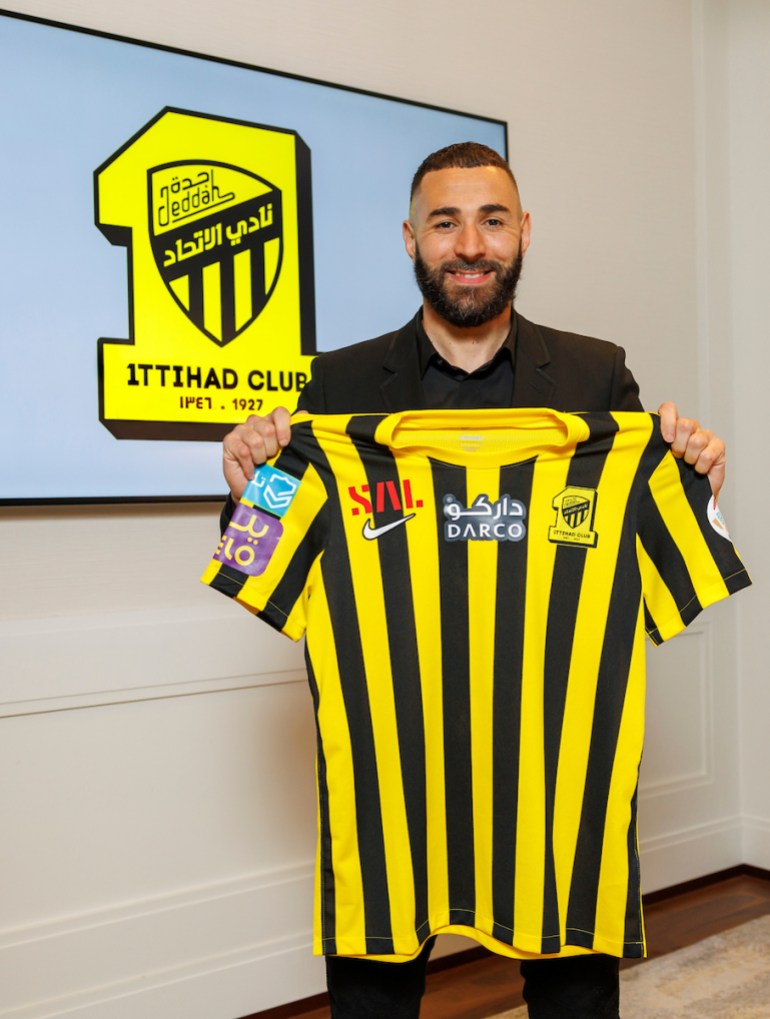 Karim Benzema transfer news