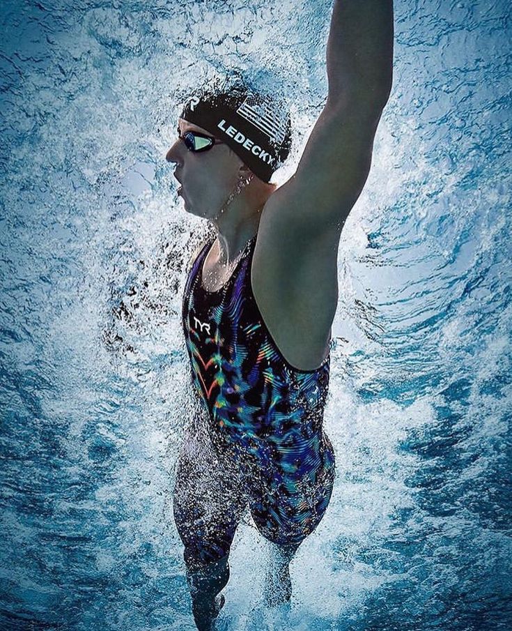 katie ledecky tyr 0024