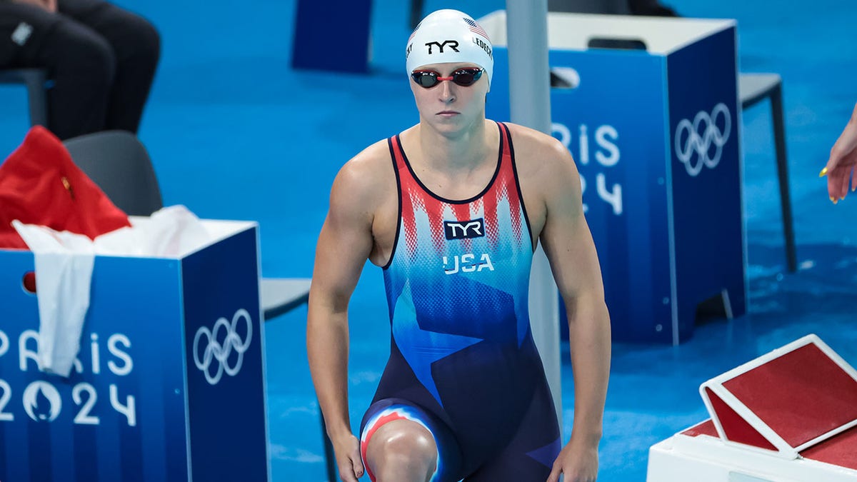 katie ledecky tyr 0044