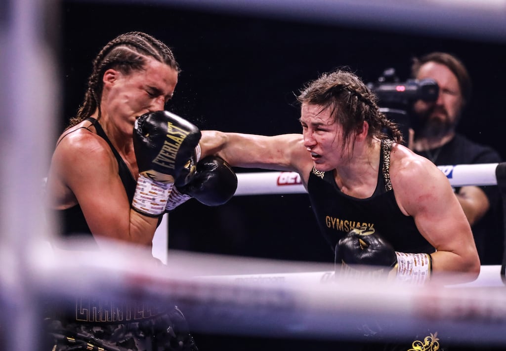 katie taylor vs chantelle cameron card 0027