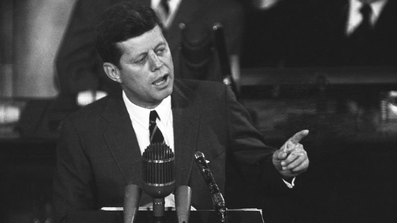 kennedy and moon 0012