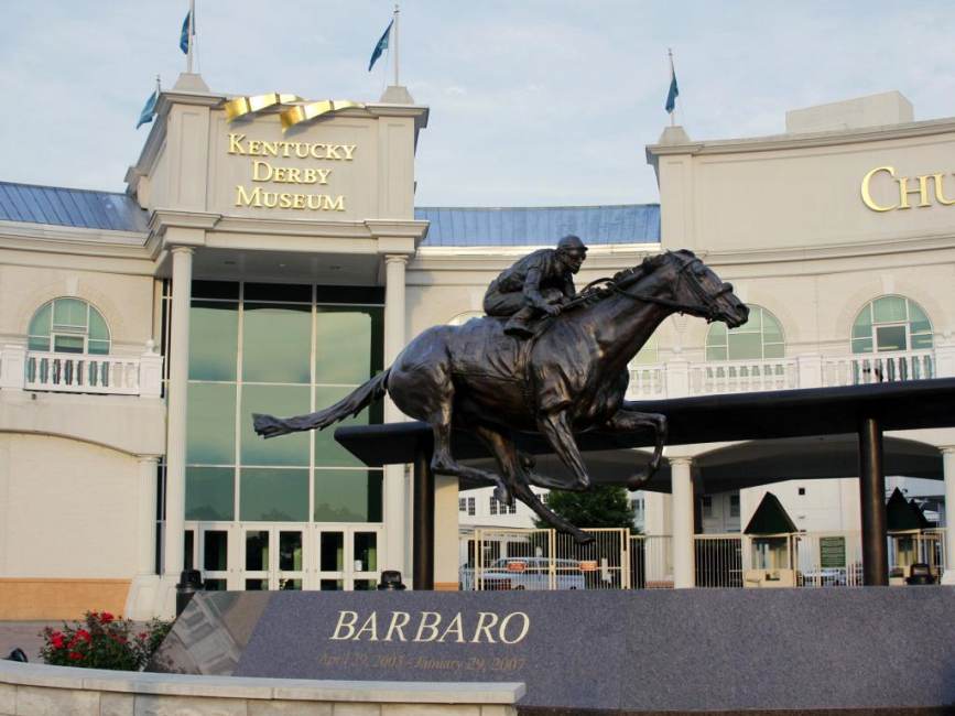 secretariat wins triple crown 0016