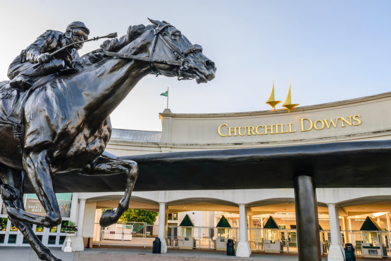 secretariat wins triple crown 0024