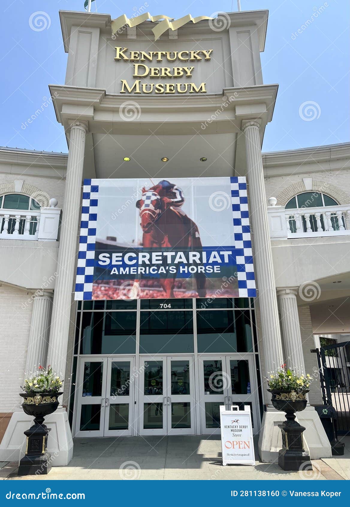 secretariat wins triple crown 0047
