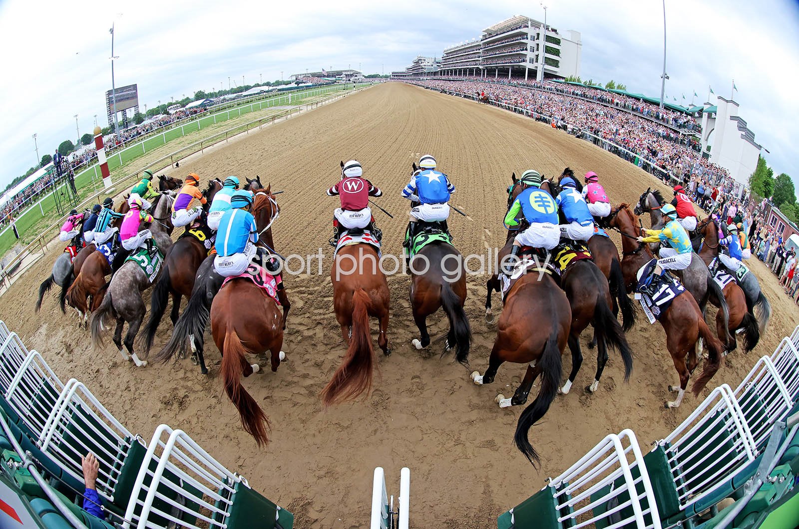 secretariat wins triple crown 0016