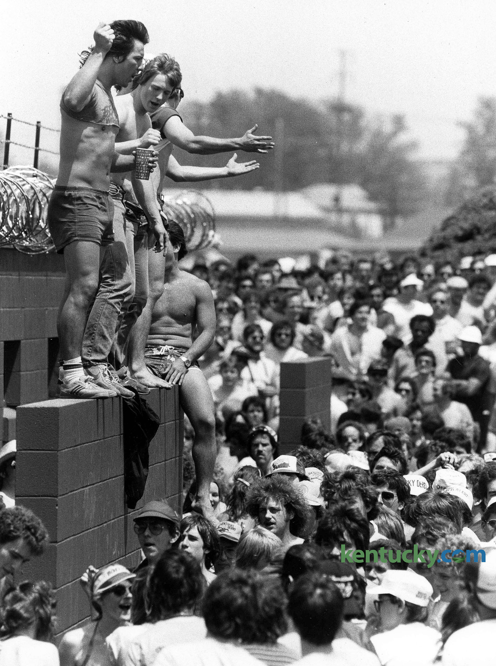 kentucky derby infield pictures 0015