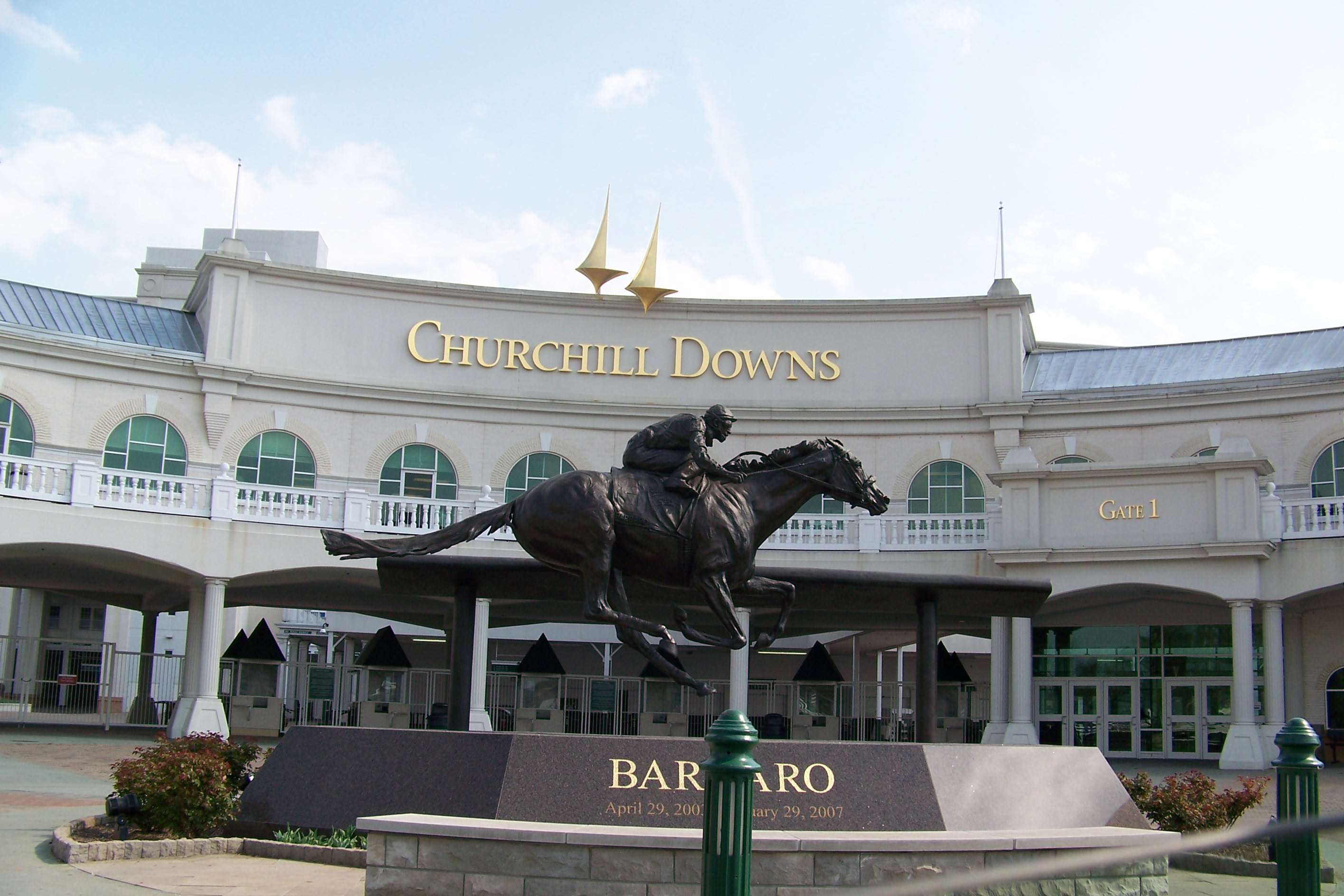 secretariat wins triple crown