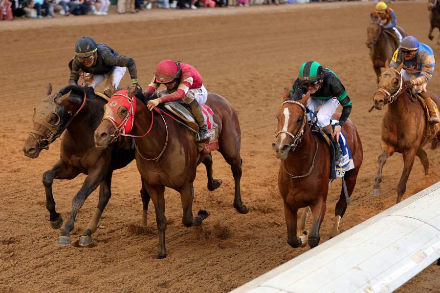 secretariat wins triple crown 0027