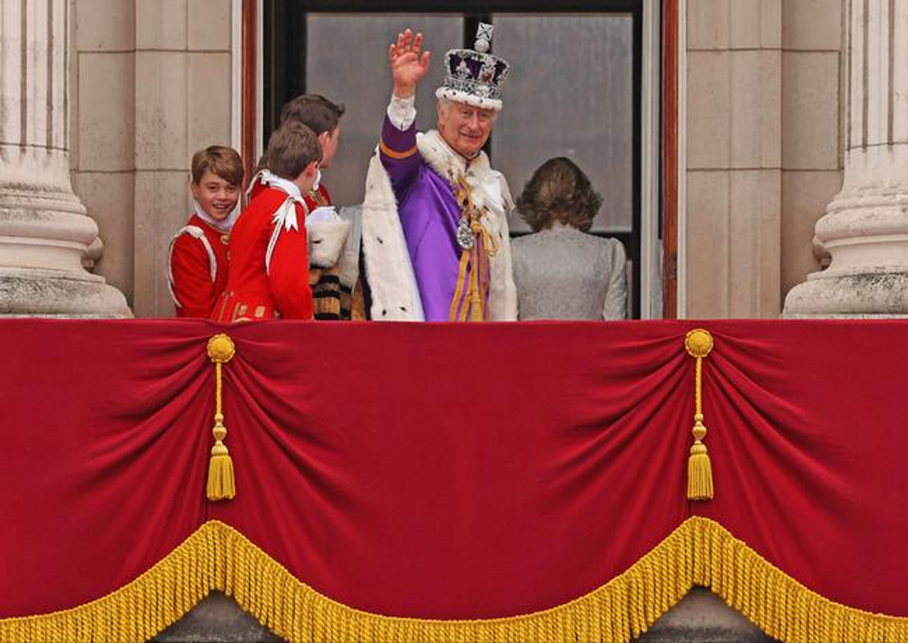 king charles balcony photo 0047